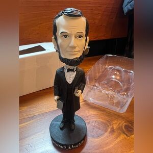 Abraham Lincoln Bobblehead Figurine